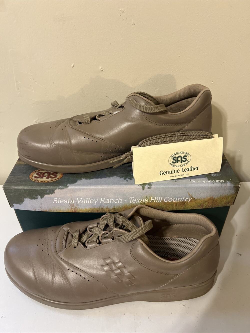 SAS Free Time Women's Beige Suede Tripad Comfort Shoes Size 11 M NWOB
